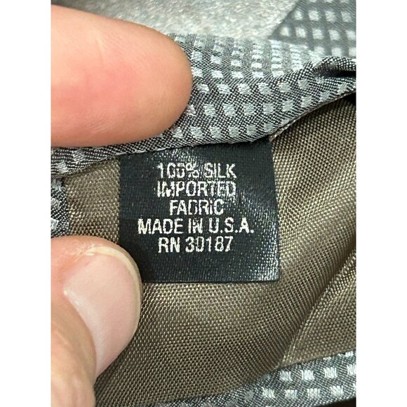 Perry Ellis Portfolio Black Gray Gradient Silk Tie - Picture 4 of 6